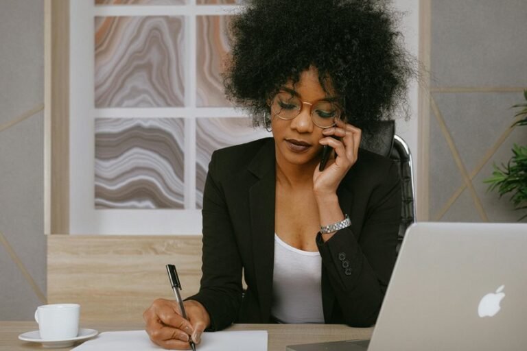 customer help desk contact