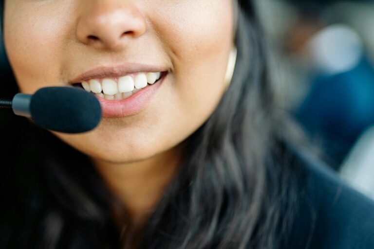 customer help phone number